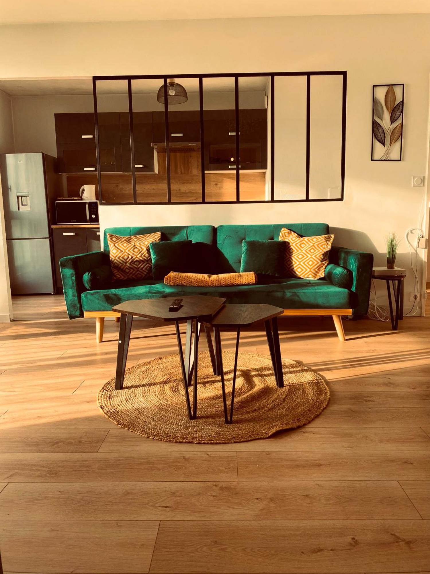 ברסט Spacieux Appartement Lumineux מראה חיצוני תמונה